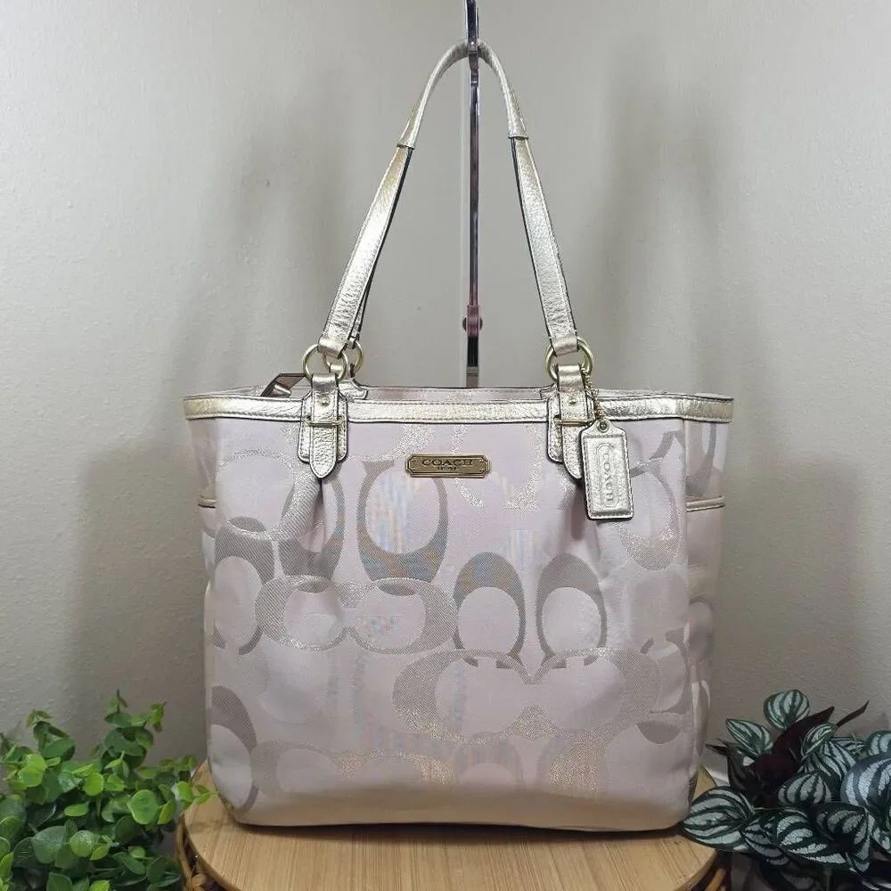 Coach Gallery Tote Optic Signature Sateen Gold Khaki F19675 Large Zip Shoulder B